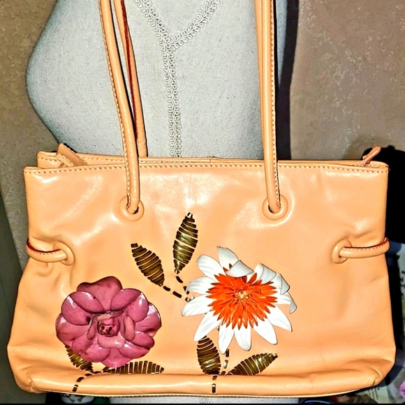 Peach Leather Purse by Paolo Masi